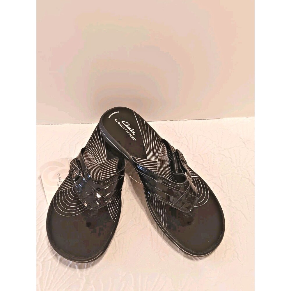 Clarks Cloudsteppers Breeze Sea Black Patent Thong Sandals Women’s Size 10